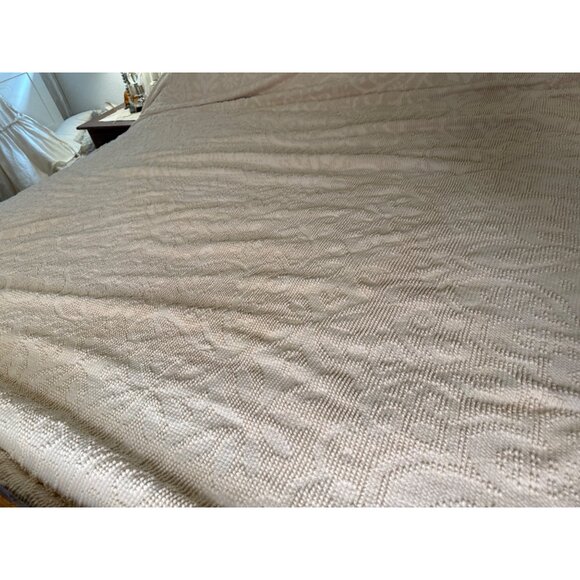 Vtg Bates George Washingtons Choice ?Double cream Hobnail Chenille Bedspread - Picture 2 of 5